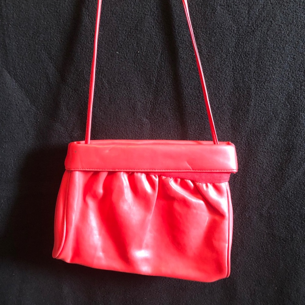 Throwback purse